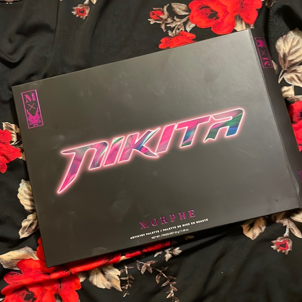 Nikita Dragun x Morphe